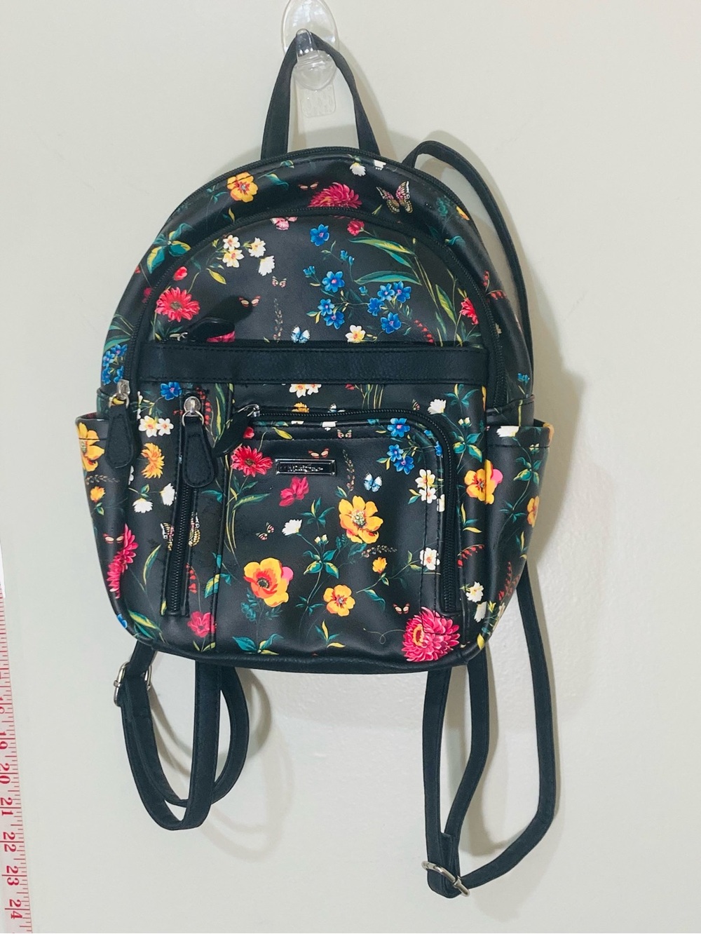 LIKE NEW MultiSac Adele Backpack in Dark Dahlia
